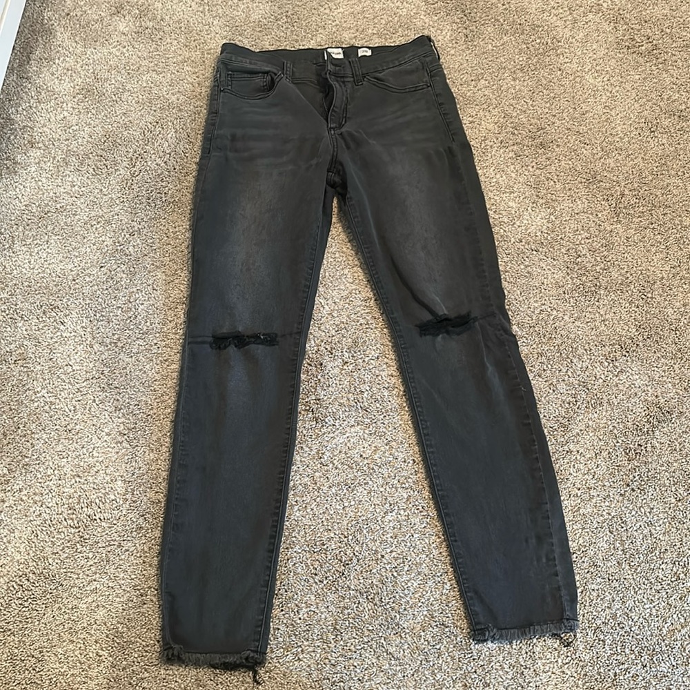 Black skinny jeans